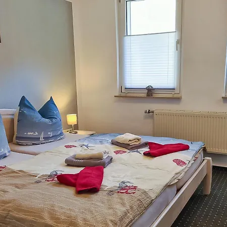 Leanca - Mit Grossem Gartem Am Schmachter * Binz